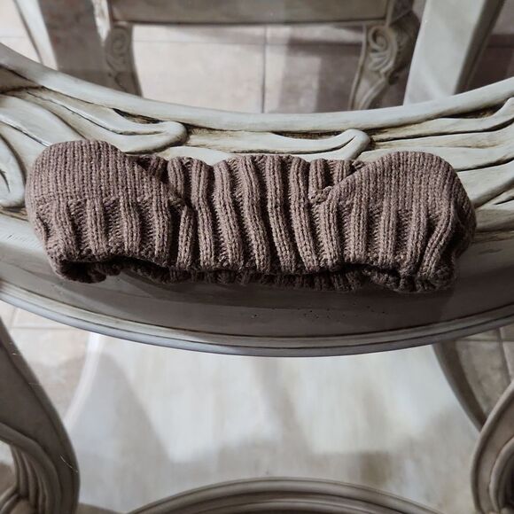 🦋3/$15💰 Brown animal ear knit headband 💥Final Price💥 - Picture 2 of 2